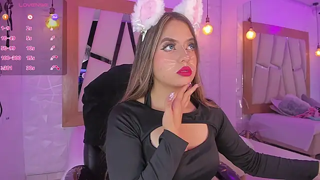 Snapshot of ary_cooper_ chatting on 02.12.25 ary cooper online show from 02.12.25