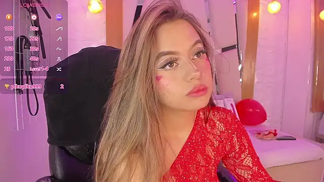 Snapshot of ary_cooper_ chatting on 02.14.25 ary cooper online show from 02.14.25