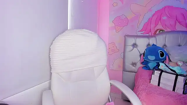 Snapshot of ary_cooper_ chatting on 02.19.25 ary cooper online show from 02.19.25