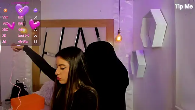 Snapshot of ary_cooper_ chatting on 09.29.25 ary cooper online show from 09.29.25