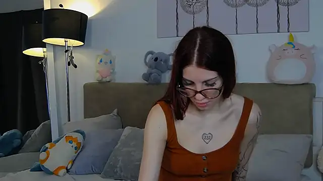 CassKiera online show from 09.10.25