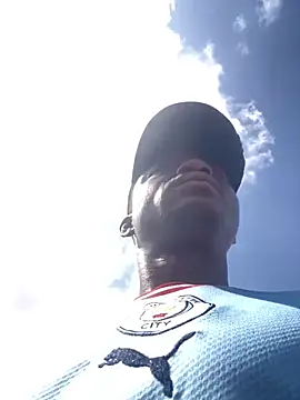 Snapshot of BigBrotherFreak chatting on 11.05.25 BigBrotherFreak online show from 11.05.25