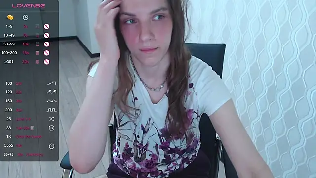 LisaHeart online show from 03.21.25