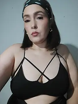 Miss Agatha online show from 03.15.26