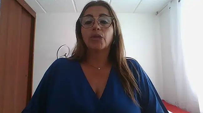 Snapshot of RossanaLionheart chatting on 02.25.25 RossanaLionheart online show from 02.25.25