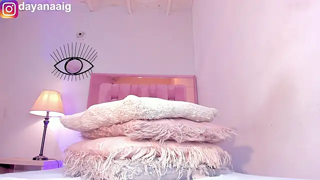 Voluptupus-girl online show from 11.06.25