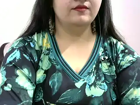 Snapshot of Shruti_139 chatting on 12.11.24 Shruti 139 online show from 12.11.24