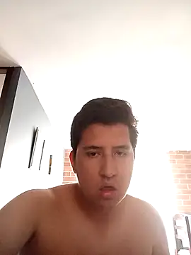 Snapshot of greeneyes999999999999 chatting on 04.08.26 greeneyes999999999999 online show from 04.08.26