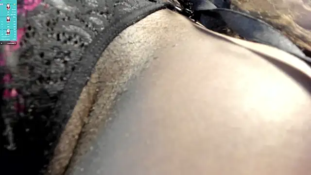 Snapshot of scarlet_darling26 chatting on 12.22.24 scarlet darling26 online show from 12.22.24