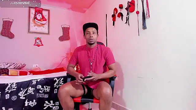 AlejoKhalifa  online show from 12.17.25