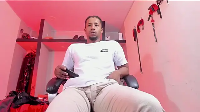 AlejoKhalifa  online show from 06.13.26