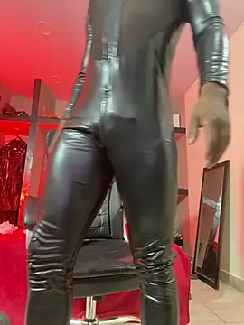 AlejoKhalifa  online show from 07.23.26