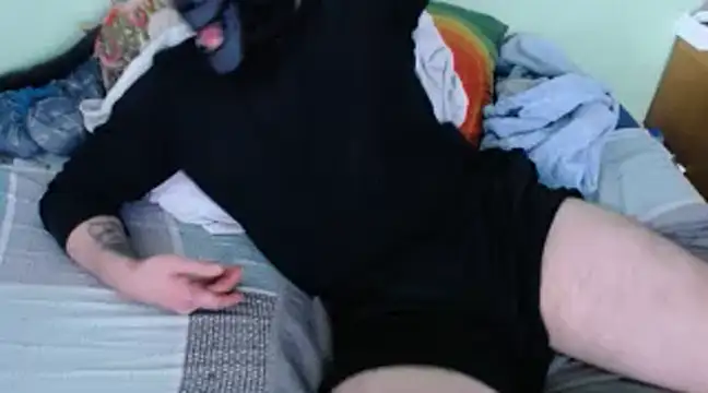 Snapshot of pauloooooborderrrr chatting on 12.20.24 pauloooooborderrrr online show from 12.20.24