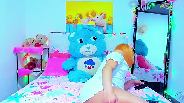 Snapshot of Candy_Candy__ chatting on 10.13.25 Candy Candy online show from 10.13.25