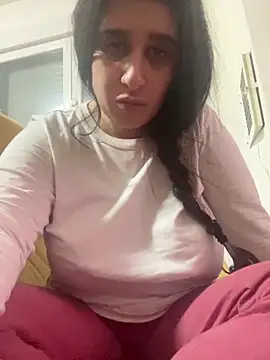 lylyacachonda online show from 12.20.25