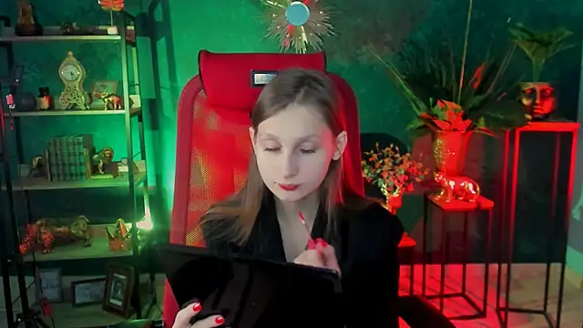 EllaHorton online show from 02.28.25