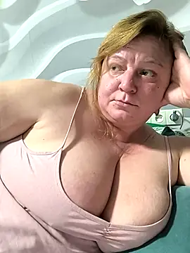 jusichka online show from 11.18.25