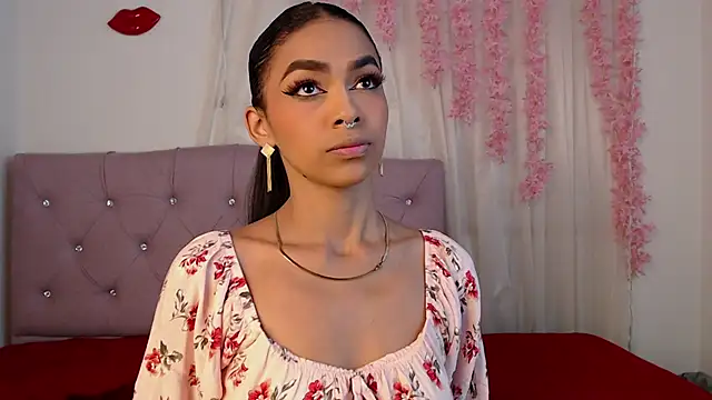 Alleanys Cristal online show from 02.17.25