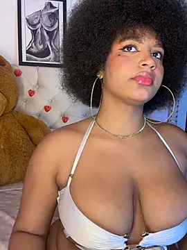 Snapshot of taylor-sexyy chatting on 02.05.26 taylor-sexyy online show from 02.05.26