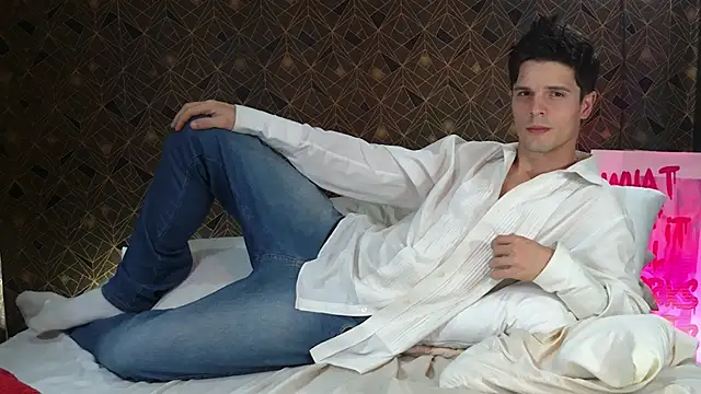 Snapshot of Jack_Scorcher chatting on 09.16.25 Jack Scorcher online show from 09.16.25