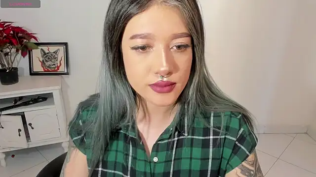 kat apple online show from 11.22.25