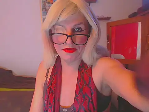 LorenJade online show from 03.10.25