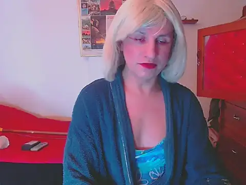 LorenJade online show from 12.15.25