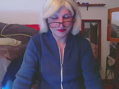 LorenJade online show from 04.28.26