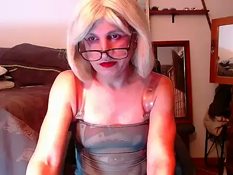 LorenJade online show from 06.12.26