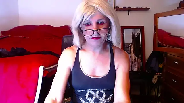 LorenJade online show from 08.04.26