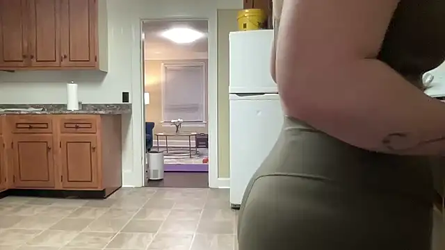 sexylilly69 online show from 02.13.25