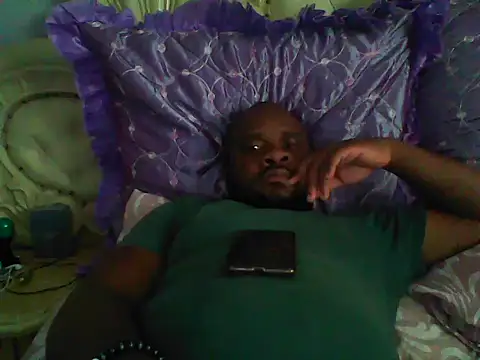 Snapshot of spopo619 chatting on 12.18.25 spopo619 online show from 12.18.25