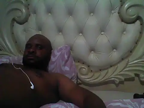 Snapshot of spopo619 chatting on 12.21.25 spopo619 online show from 12.21.25