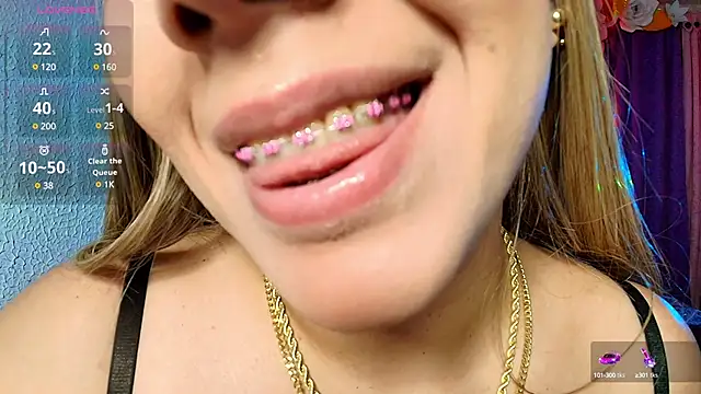 Snapshot of leahtemptation3 chatting on 01.18.25 leahtemptation3 online show from 01.18.25