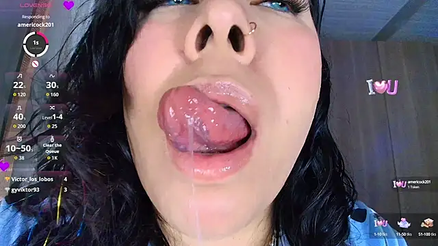 Snapshot of leahtemptation3 chatting on 10.01.25 leahtemptation3 online show from 10.01.25