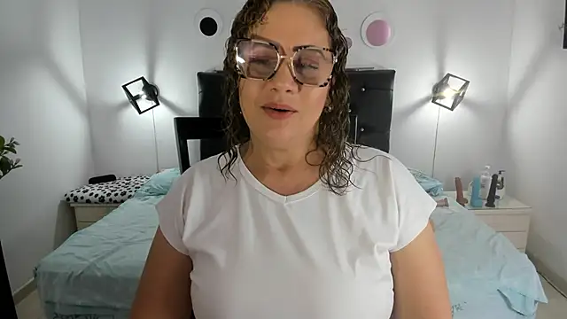 sophiahunt286 online show from 01.05.26