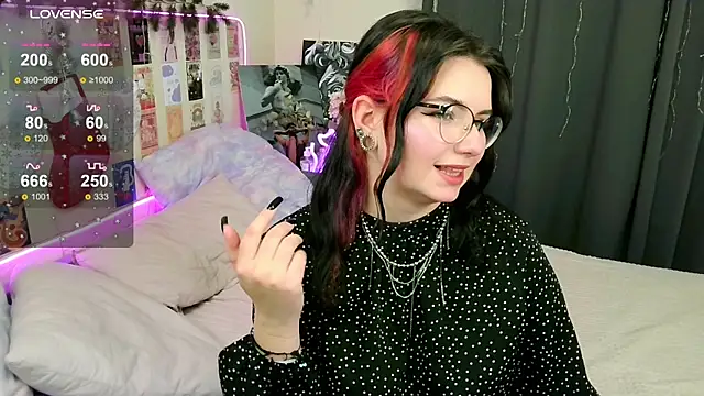 Snapshot of ss-katekisa-ss chatting on 02.19.25 ss-katekisa-ss online show from 02.19.25