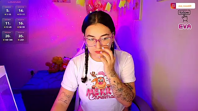 Snapshot of eva_rosse69 chatting on 11.23.25 eva rosse69 online show from 11.23.25