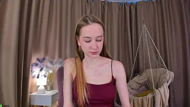 Snapshot of Sweett_Monica chatting on 10.12.25 Sweett Monica online show from 10.12.25