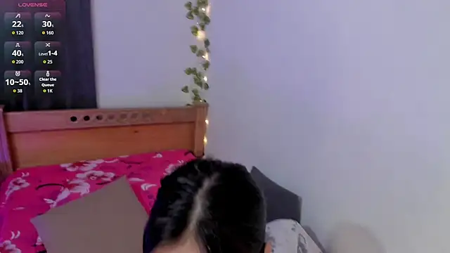 andrea osorio  online show from 03.09.26