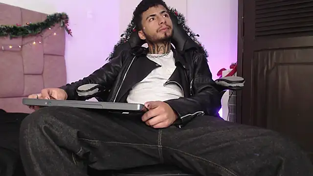 JuanCamiilo 66 online show from 11.20.25