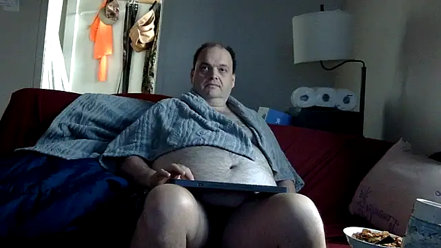 Snapshot of caressonnous chatting on 11.11.25 caressonnous online show from 11.11.25