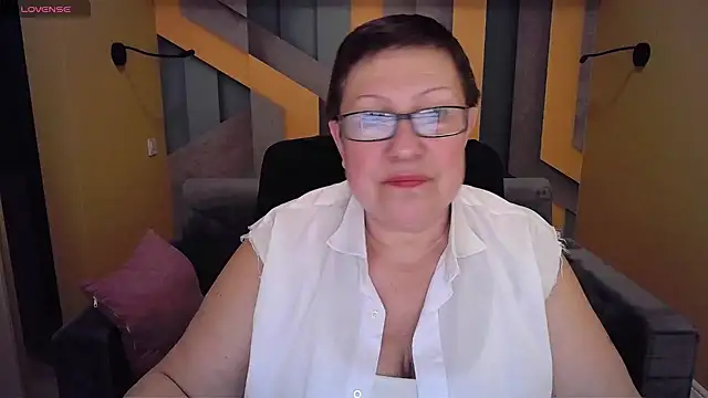 BarbaraTurners online show from 01.15.25