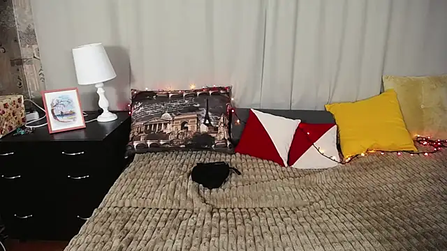 Snapshot of Unusual_G chatting on 01.17.25 Unusual G online show from 01.17.25