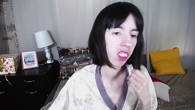 Snapshot of Unusual_G chatting on 02.03.25 Unusual G online show from 02.03.25