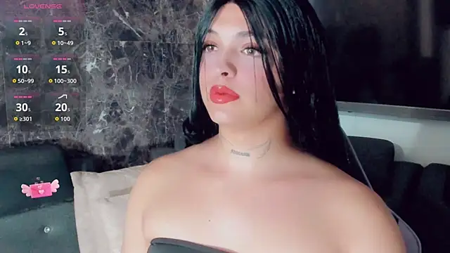Emmaa Saenz  online show from 07.18.26