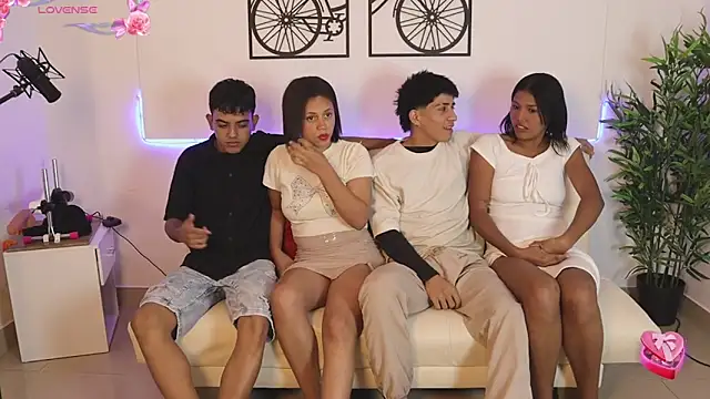 Snapshot of Crazy_nigth01 chatting on 10.12.25 Crazy nigth01 online show from 10.12.25