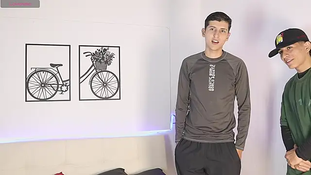 Snapshot of Crazy_nigth01 chatting on 10.14.25 Crazy nigth01 online show from 10.14.25