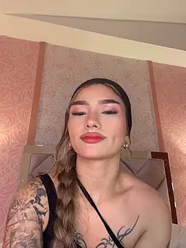 Arianavillada online show from 04.28.26