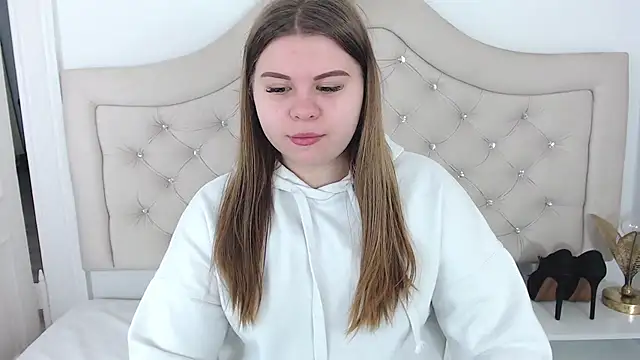 AbbyPleasure online show from 01.07.25